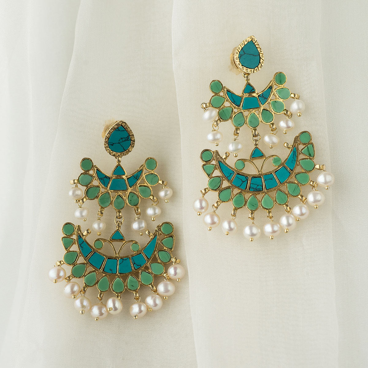 Crescent Chandbalis