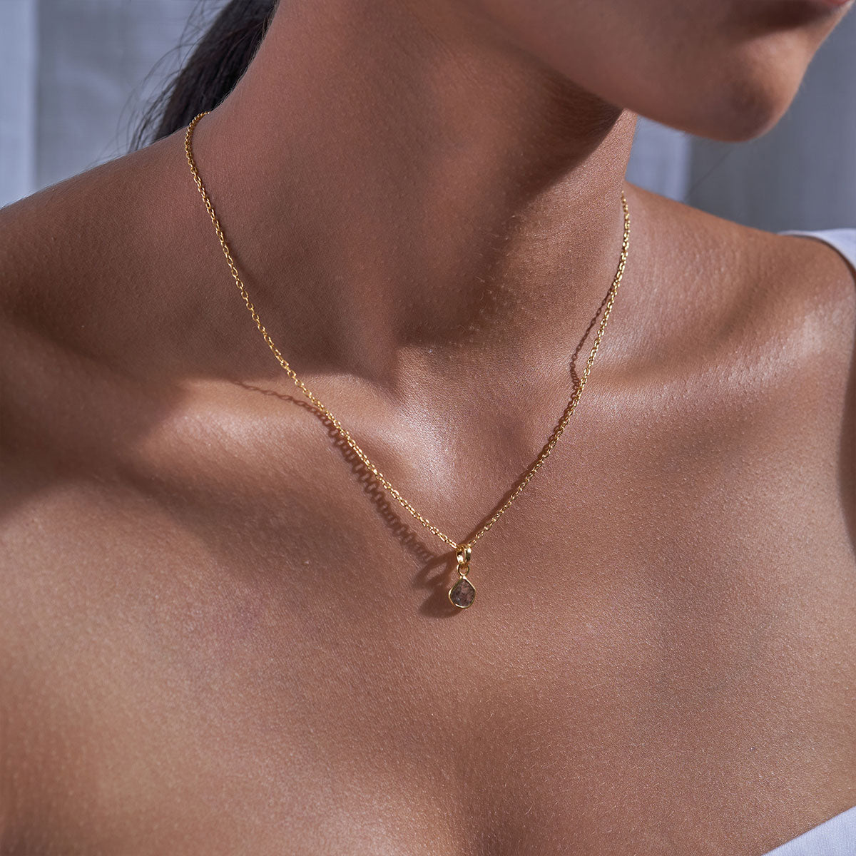 Dew pendant necklace