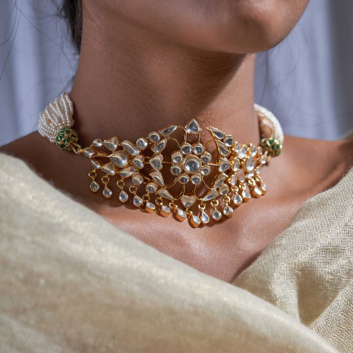 Ishani choker