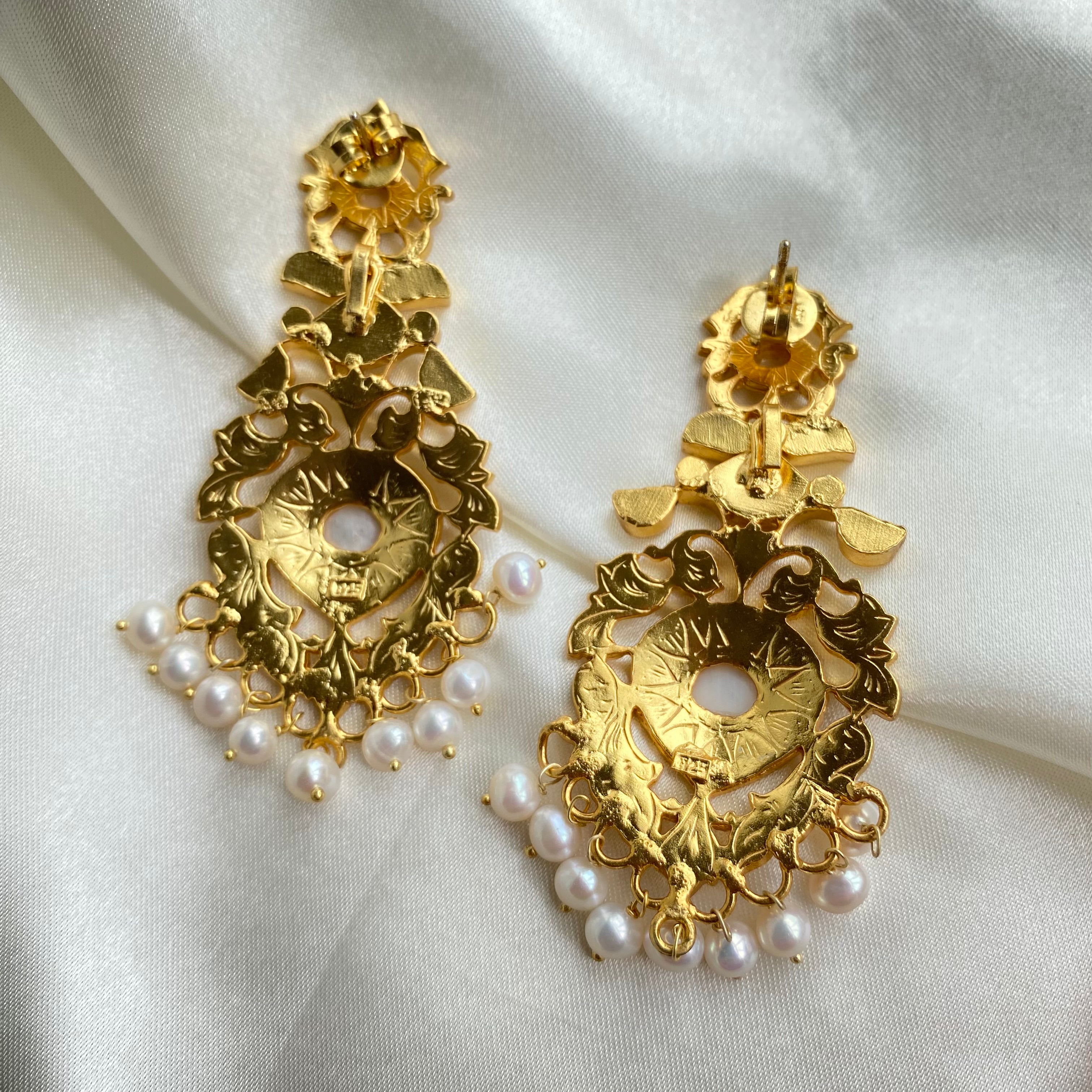 Royal Pearl Earrings