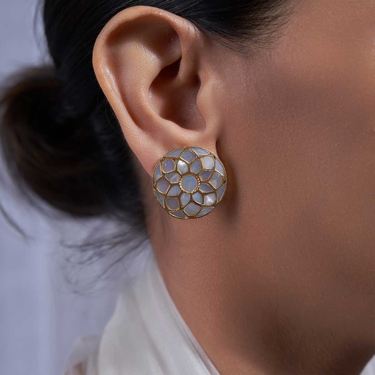 Minimal floral studs